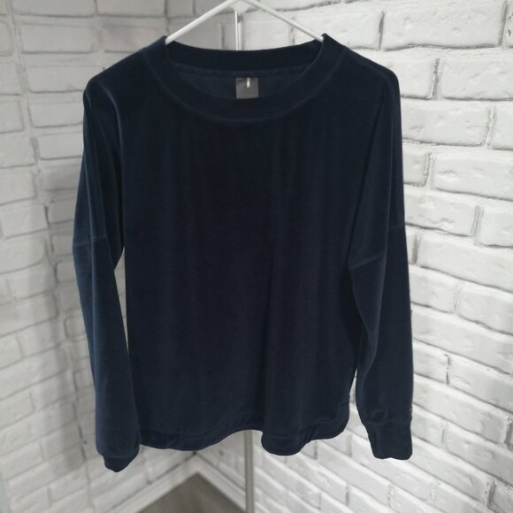 Calia by Carrie Underwood Ladies Size Large Navy Velour Long Sleeves Top - Picture 1 of 11